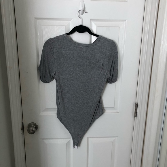 Tee shirt Bodysuit - Picture 2 of 2